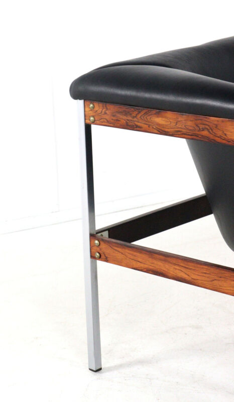 Geoffrey Harcourt for Artifort armchair model 042 - dutch design - restored