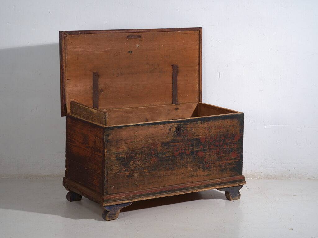 Antique folk art pine chest – Central Europe (c. 1900–1920)