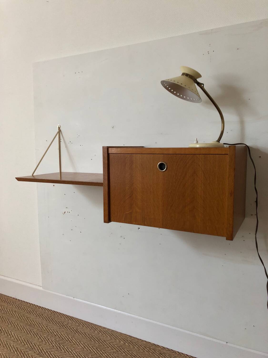 Wall console