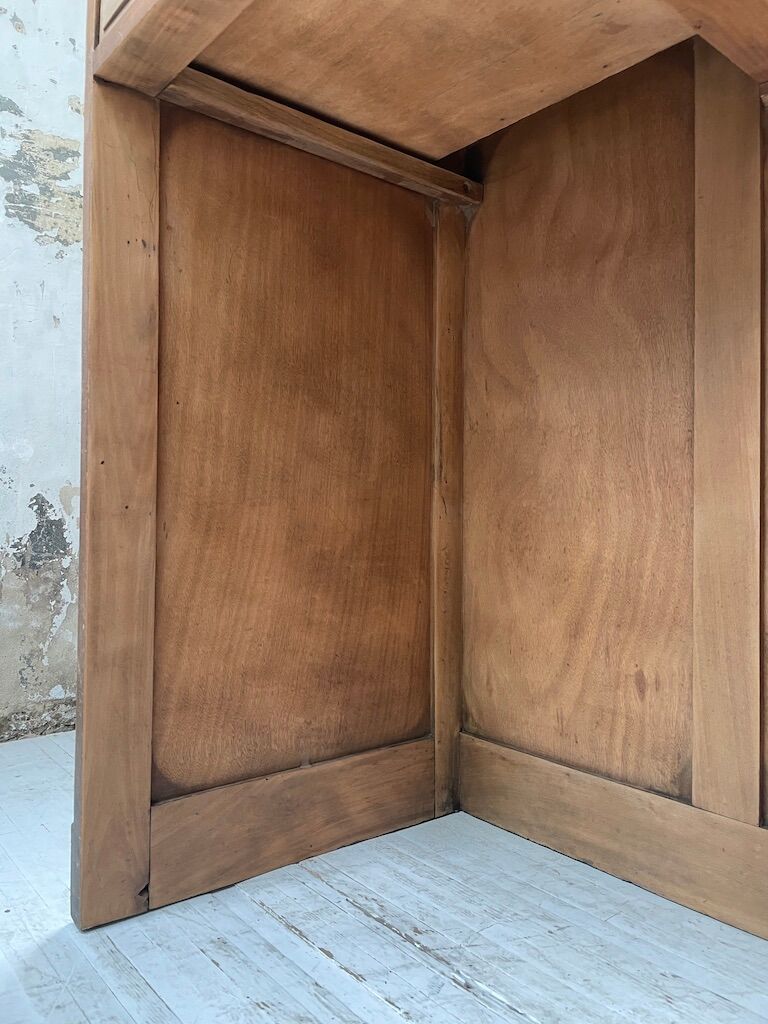 Oak trading post in early XXth century