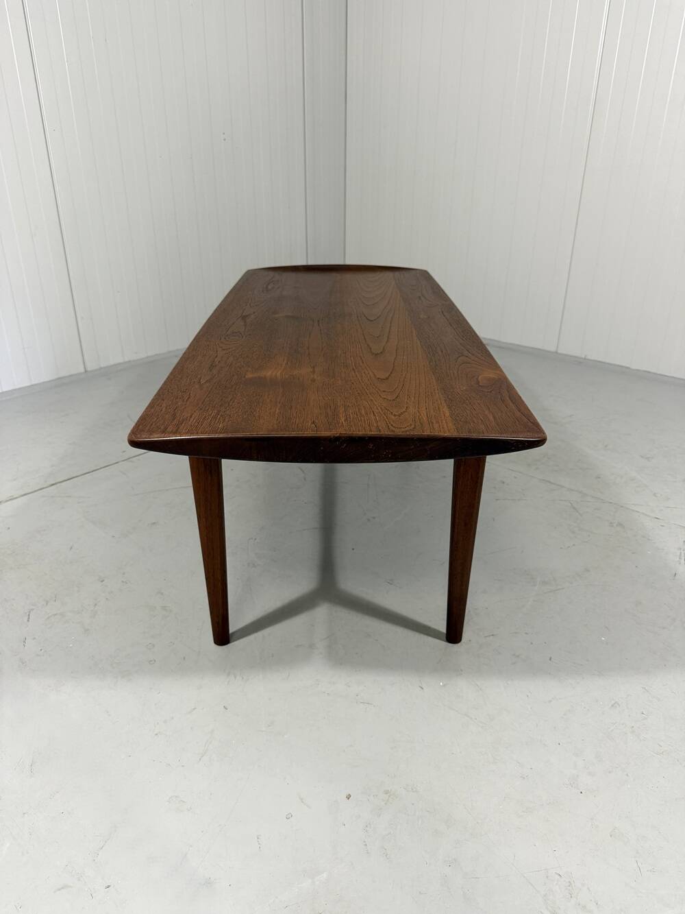 France & Daverkosen FD503 teak coffee table by T. & E. Kindt Larsen