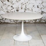 Vintage tulip table 1970