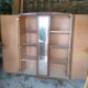 Armoire vintage aux pieds compas