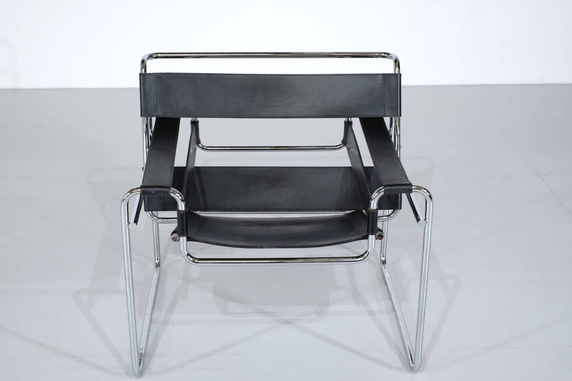 Wassily armchair by Marcel Breuer for Knoll International - 1990s