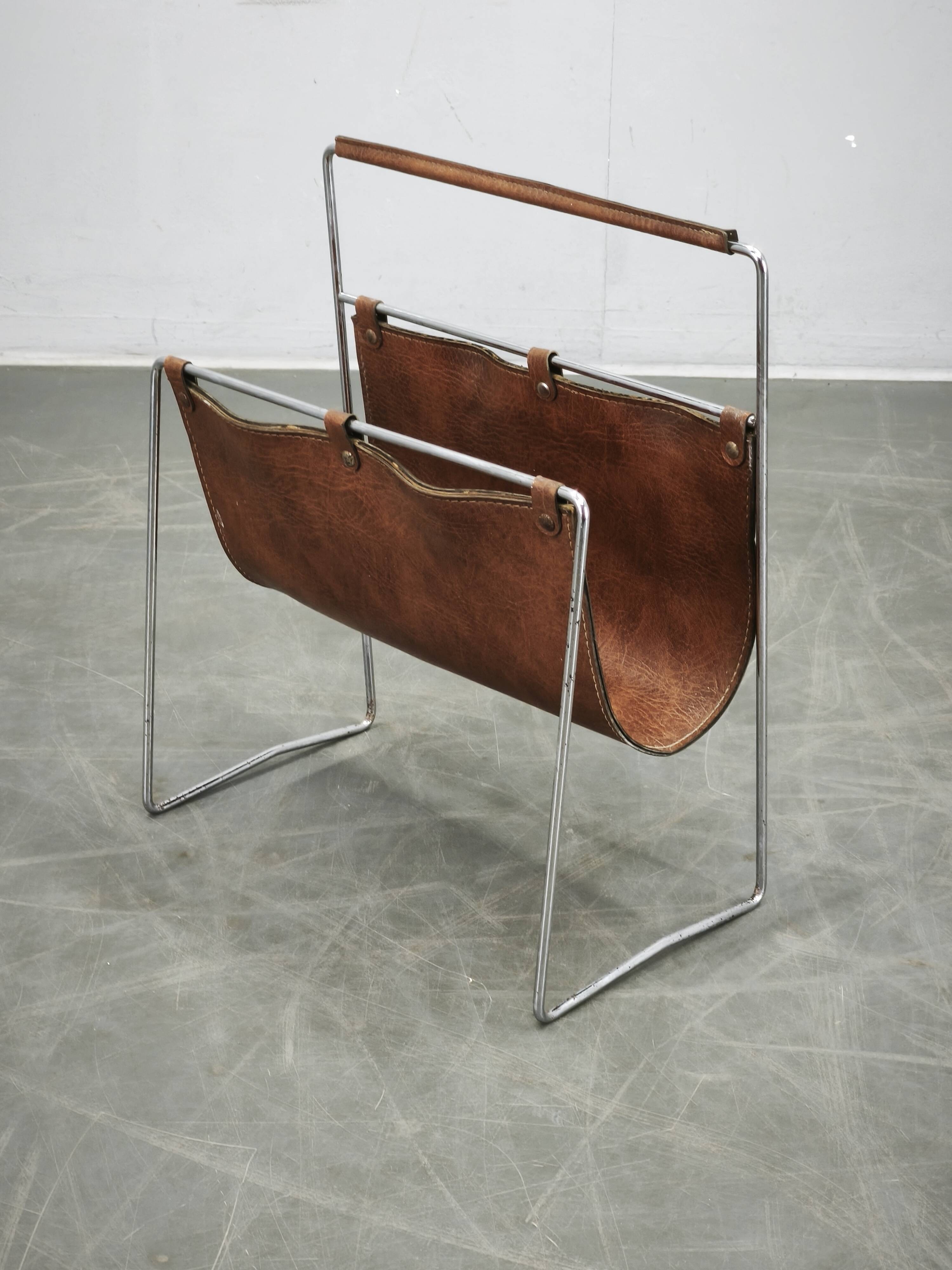 Italian Modernist Leather and Chrome Magazine Rack, 1980s