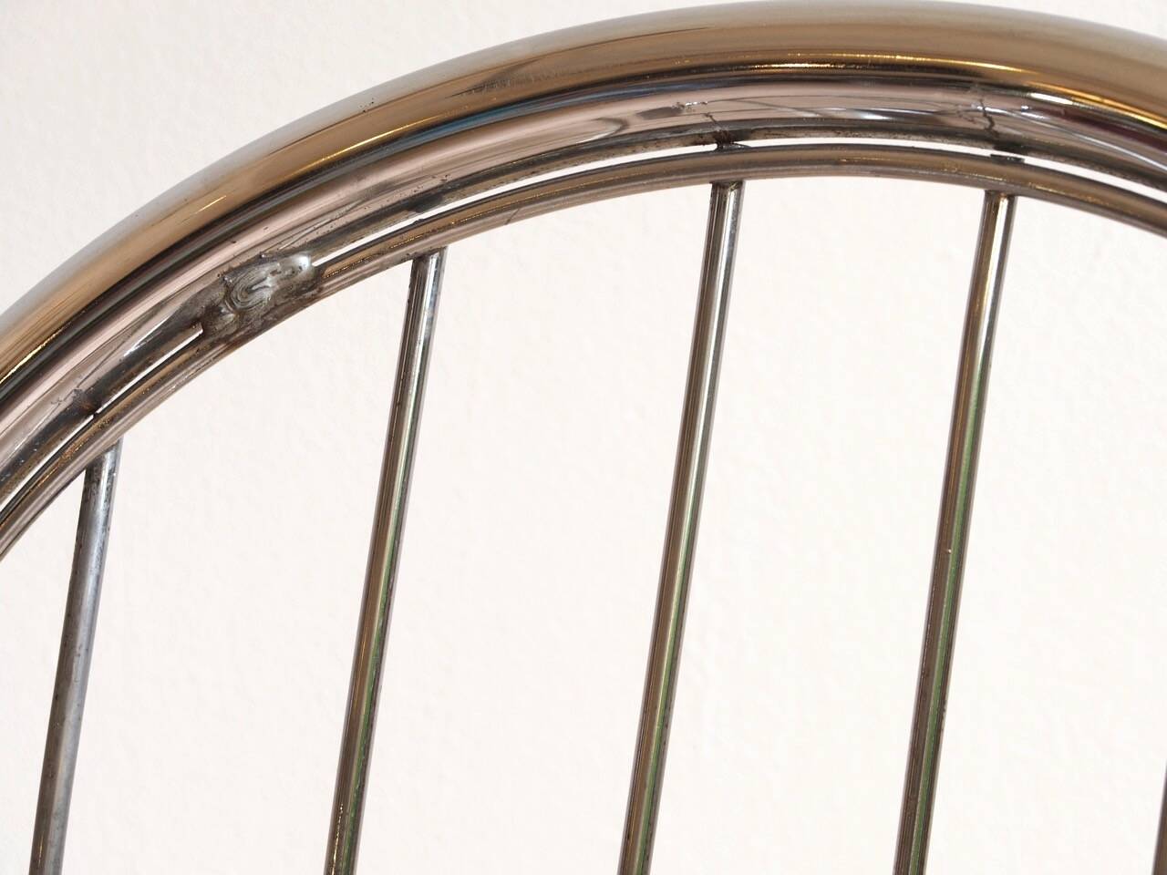 Duo of metal chairs attributed to Gastone RINALDI
