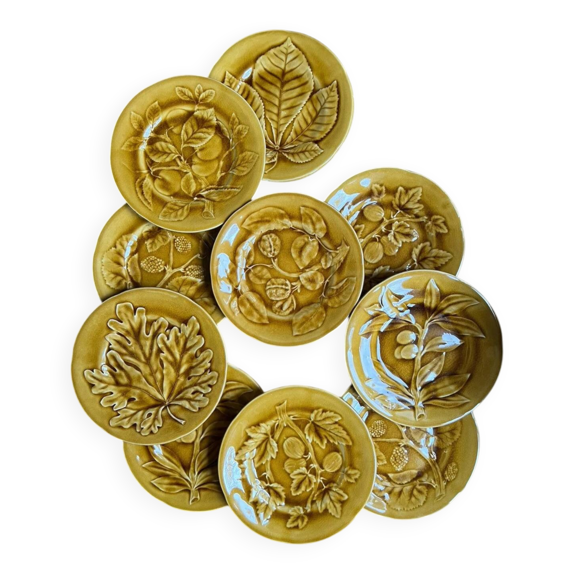 10 assiettes marron en barbotine fruits Choisy le Roi