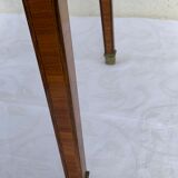 Game table called handkerchief