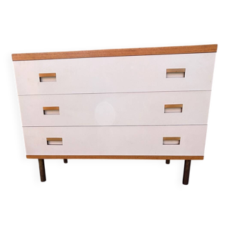 1970s chest of drawers in oak, brass and off-white veneer