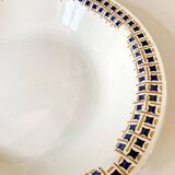 Large round dish from the Faïencerie Nouvelle de Givors, "Maryse" model