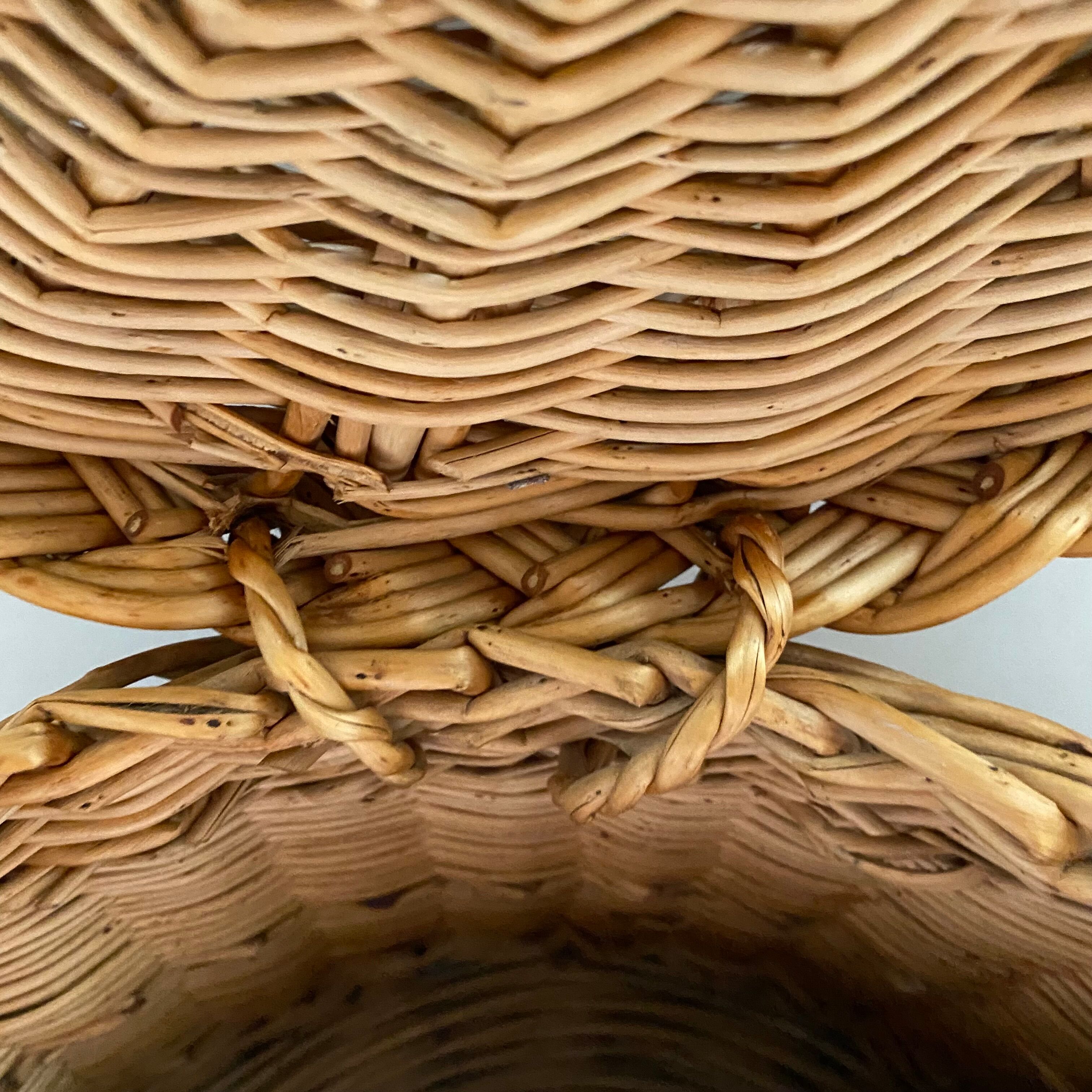 Vintage pouf braided wicker storage chest