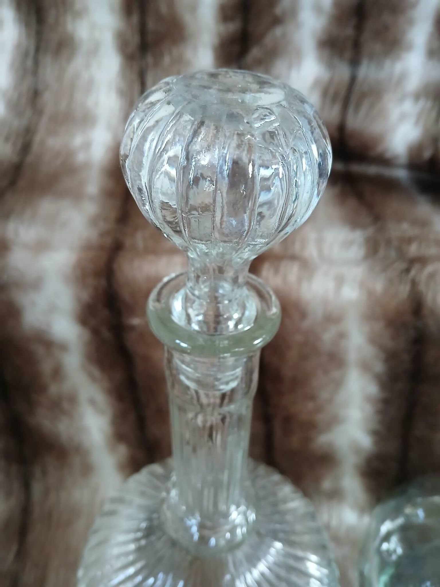 2 antique carafes