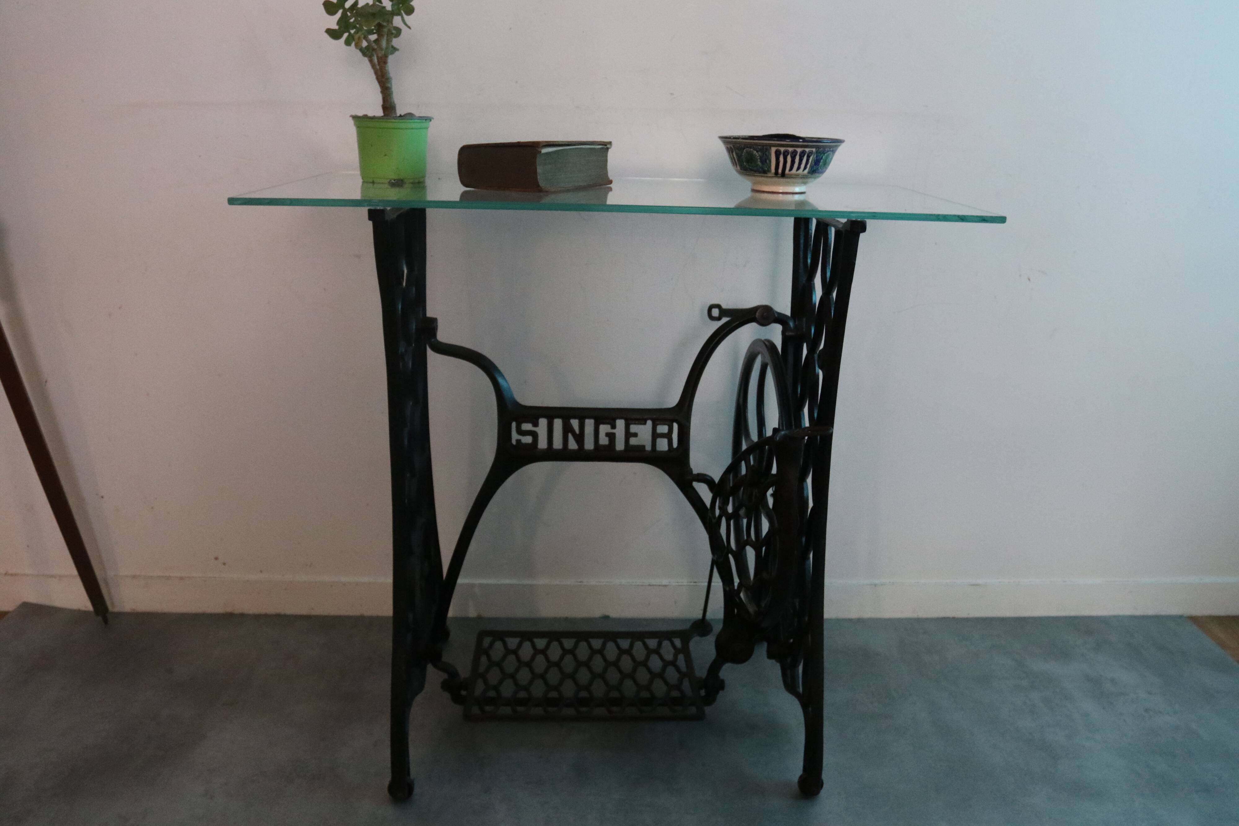 Tempered glass tray console on sewing machine stand