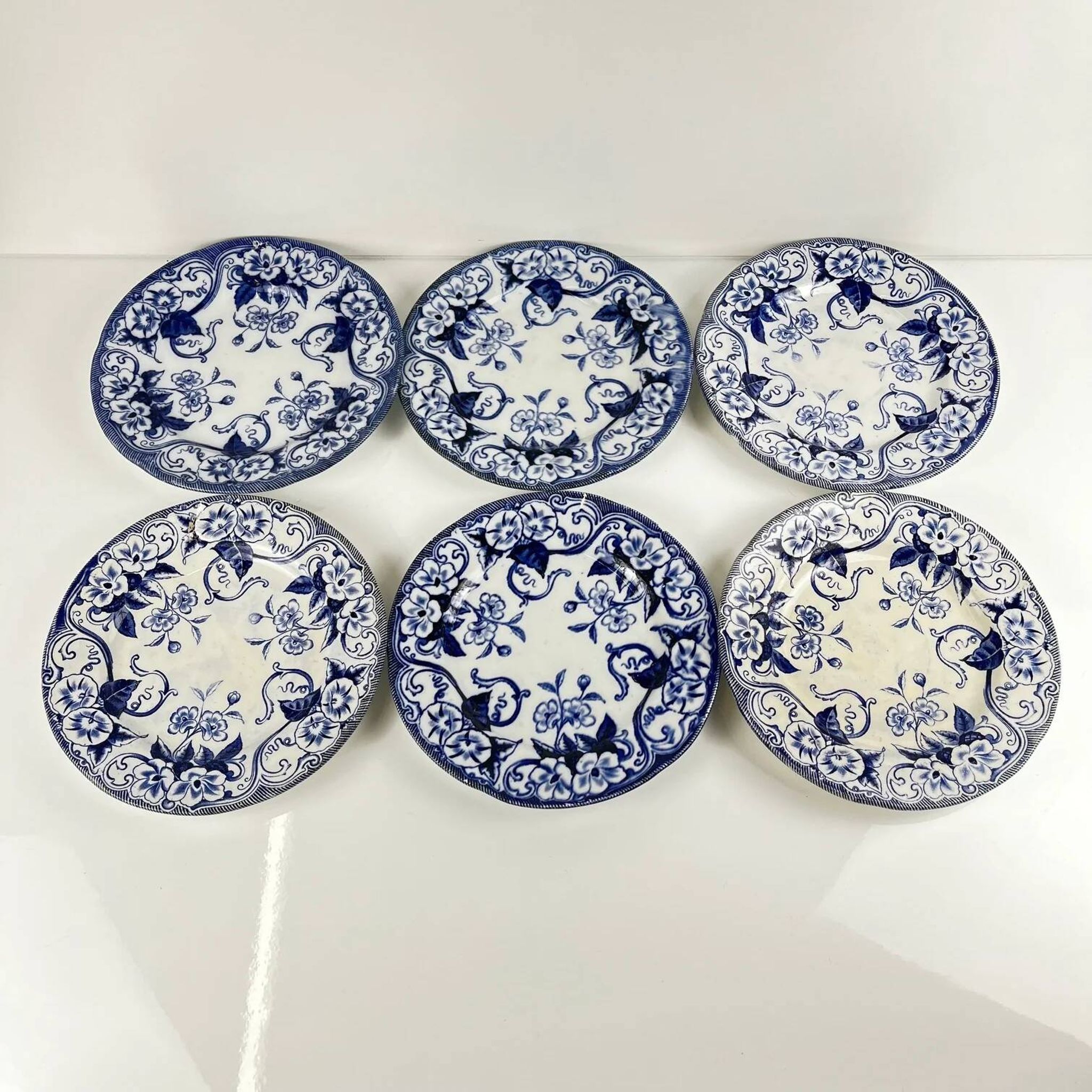 Set of 6 dessert plates in ironstone "Flora" – Creil et Montereau, 19th century, blue