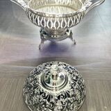 Freestanding Cake Stand