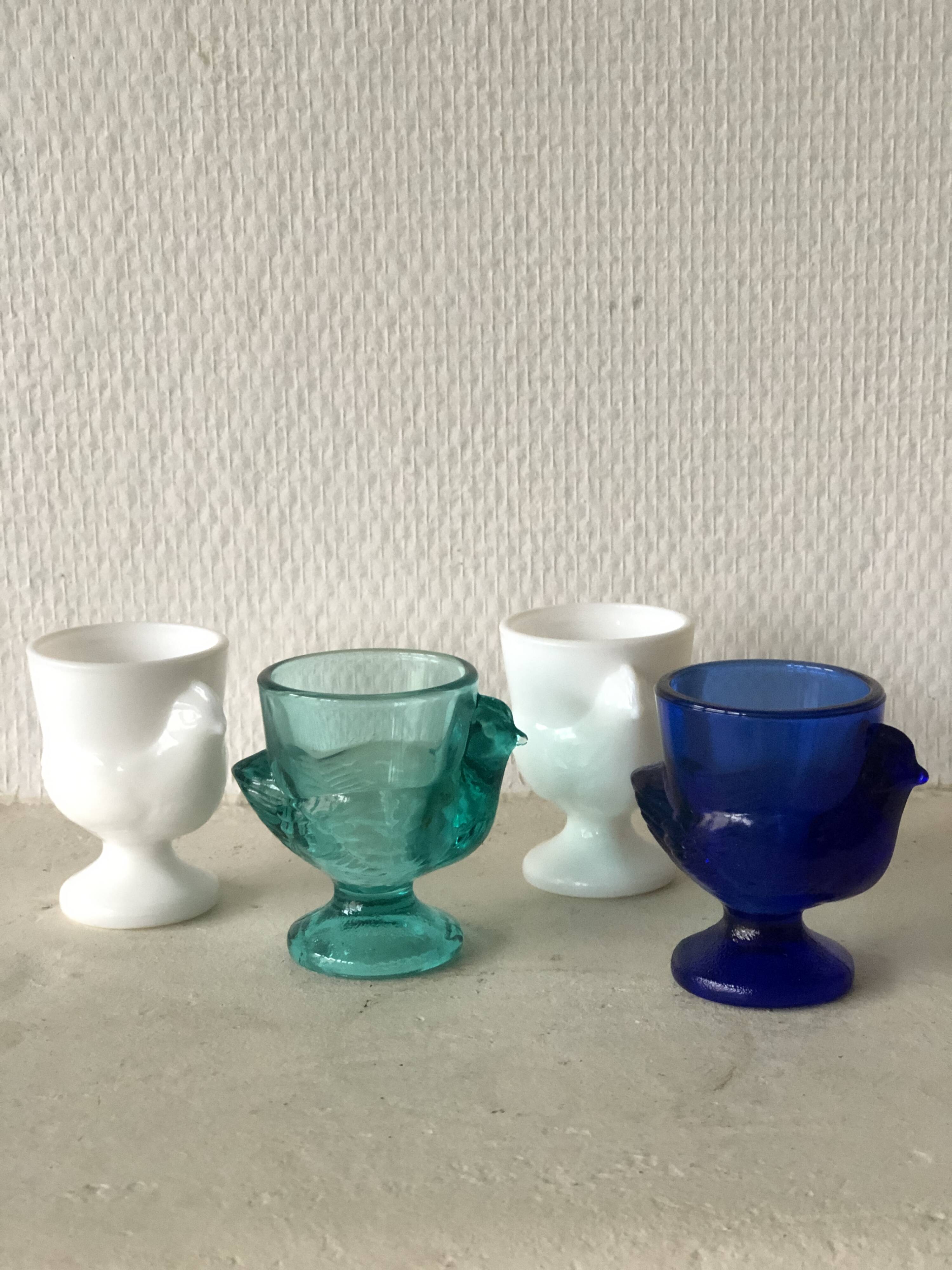 Set of 4 vintage Luminarc egg cups