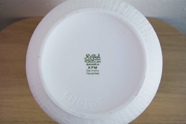Vase Royal Porzellan Bavaria KPM, Grand Biscuit PorcelaModèle 5030/19