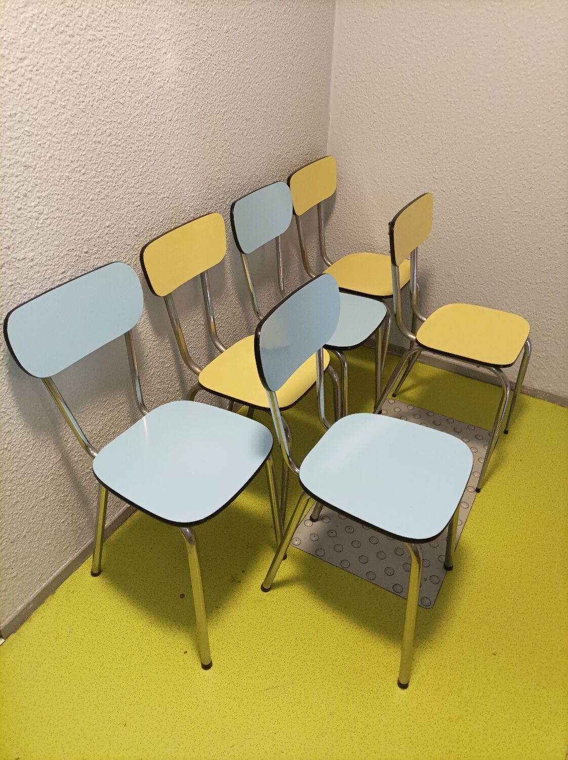 6 vintage formica blue yellow kitchen chairs