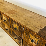 Workshop chest of drawers with authentic drawers