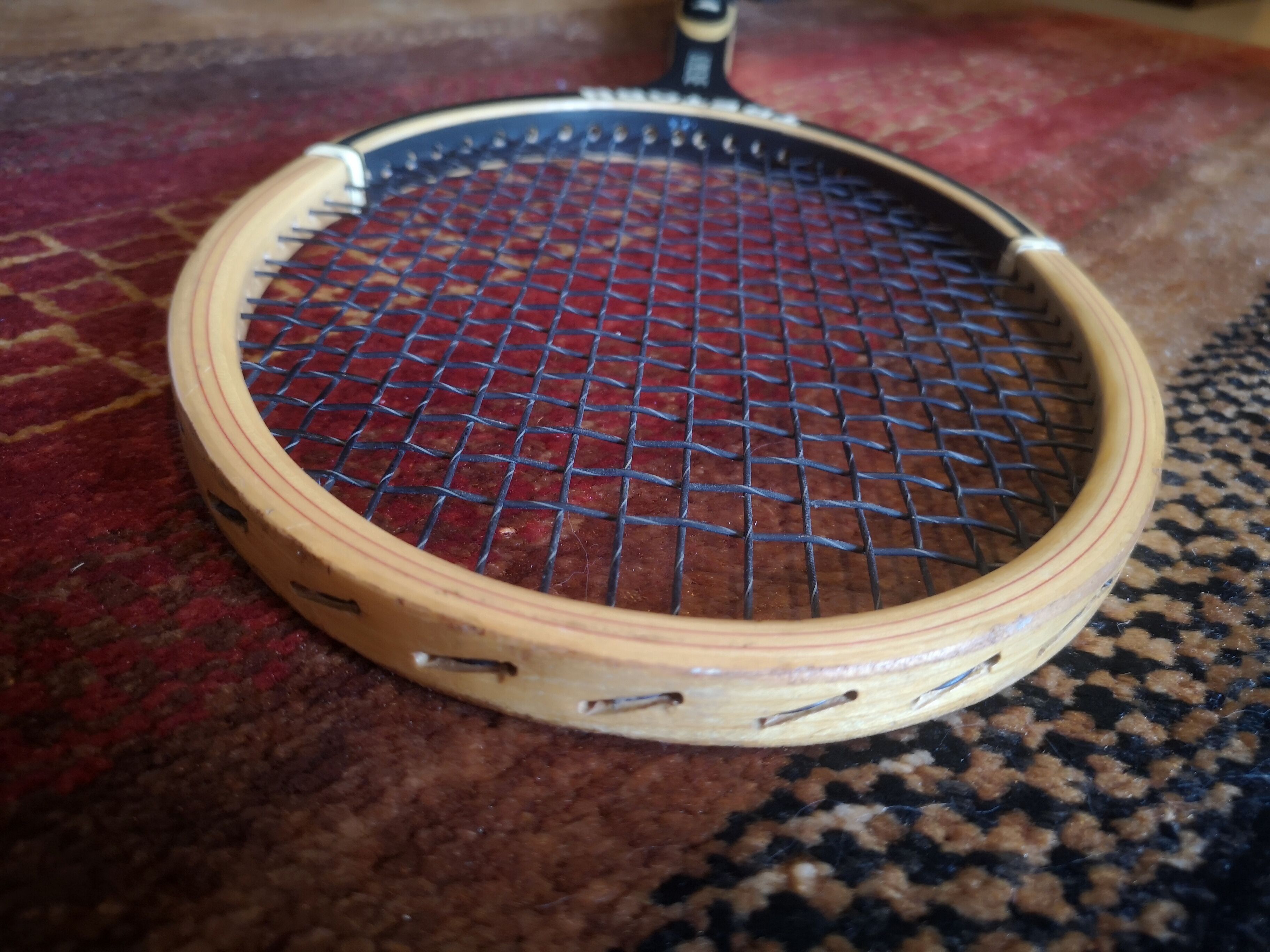 Raquette de tennis en frêne Tretorn Sweden Supreme - Années 1980/1990