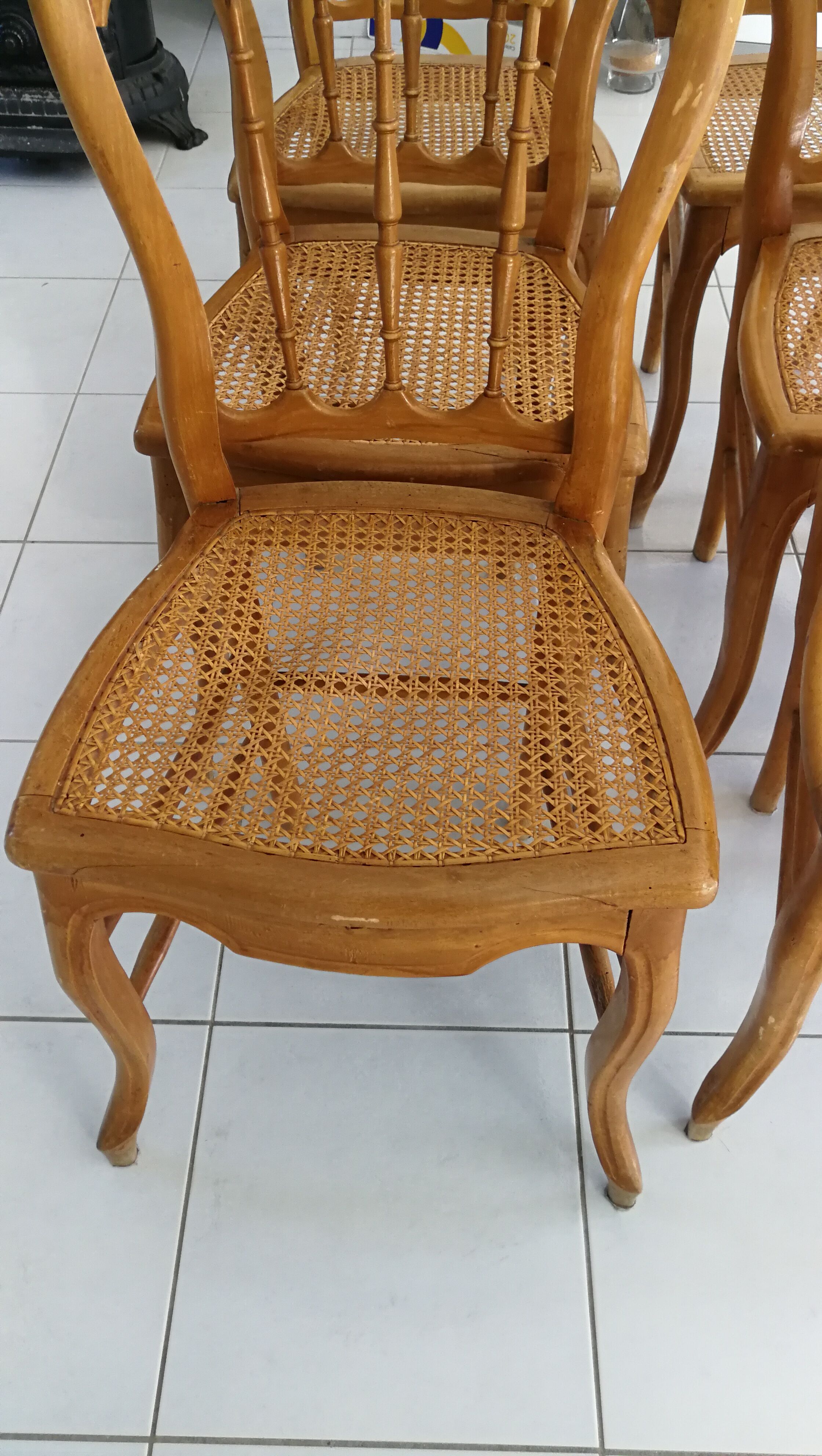 6 chairs in natural canning