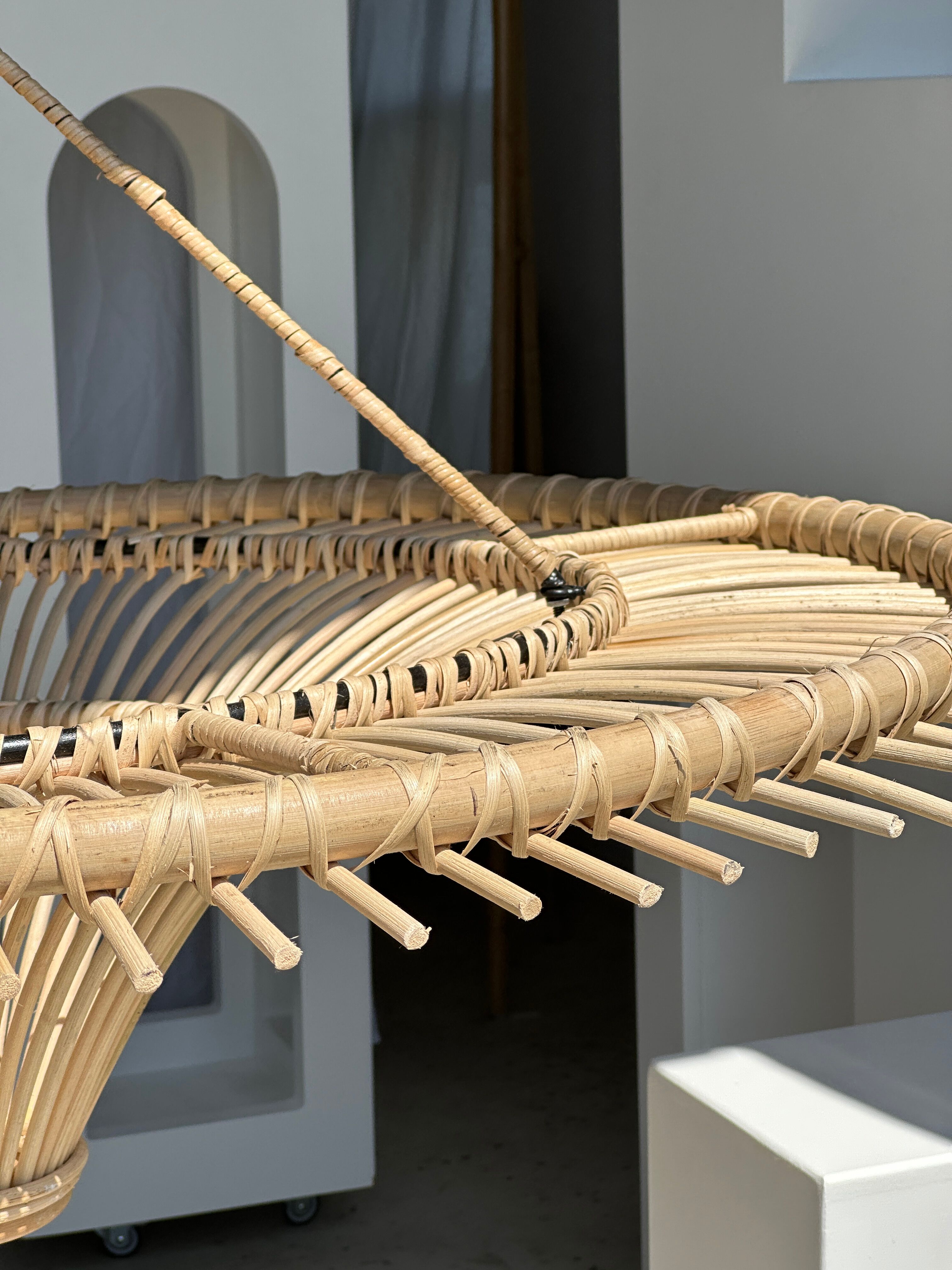 Suspension rattan saucer iron frame D:120 H:60
