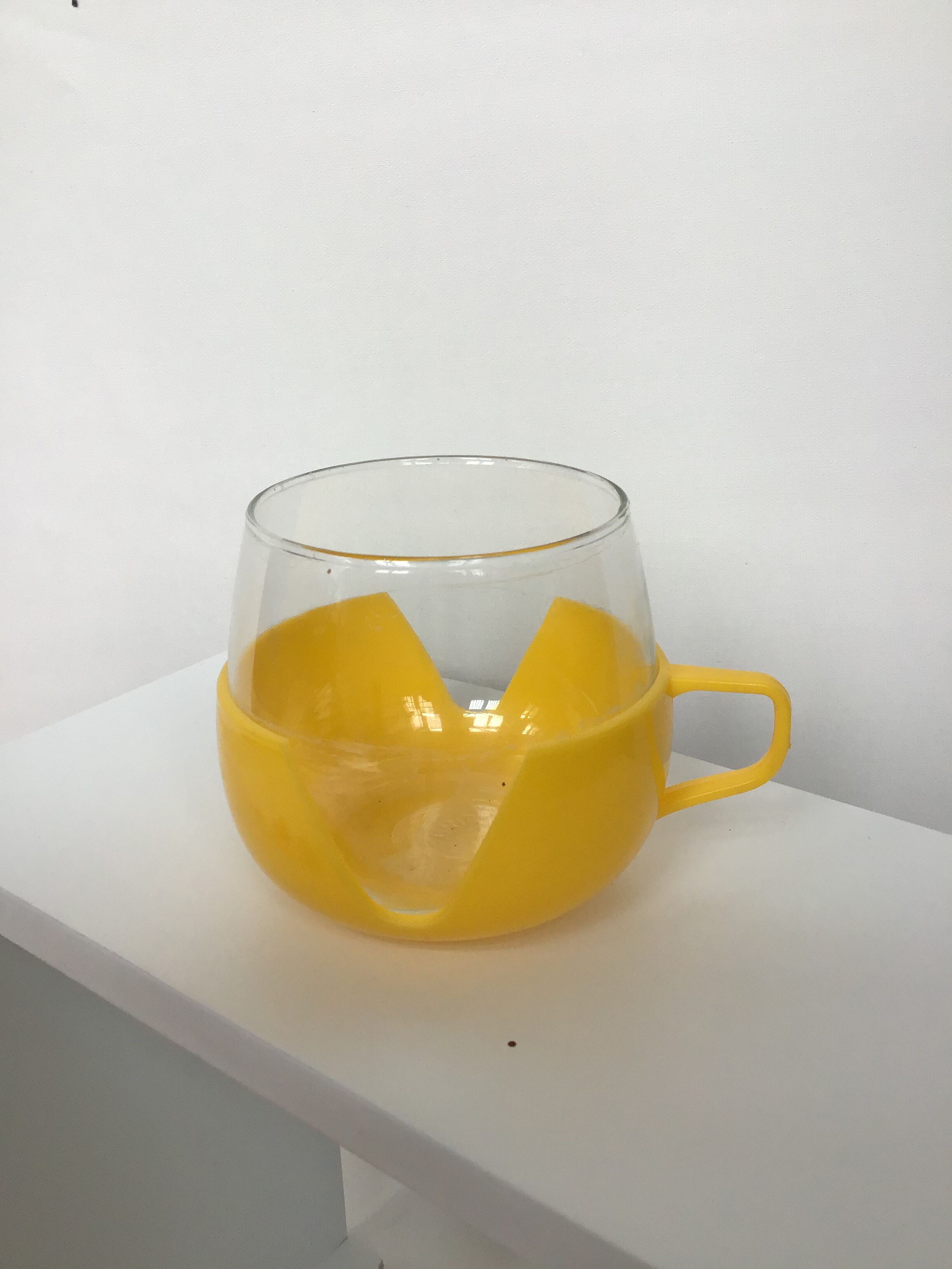 9-cup Vintage coffee cup set