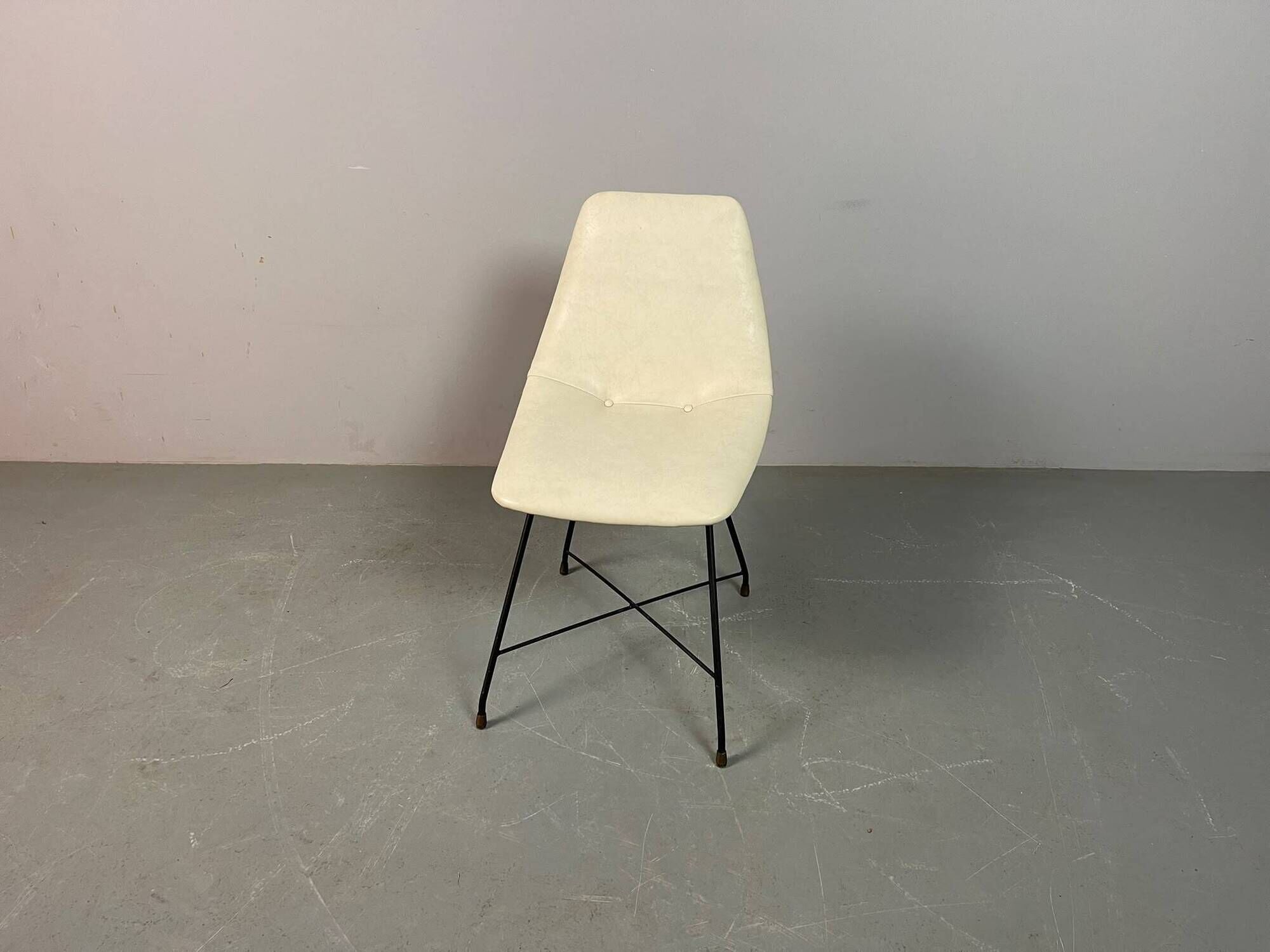 Augusto Bozzi ‘Aster’ Side Chair for Saporiti, Italy, 1950s – Cream Vinyl