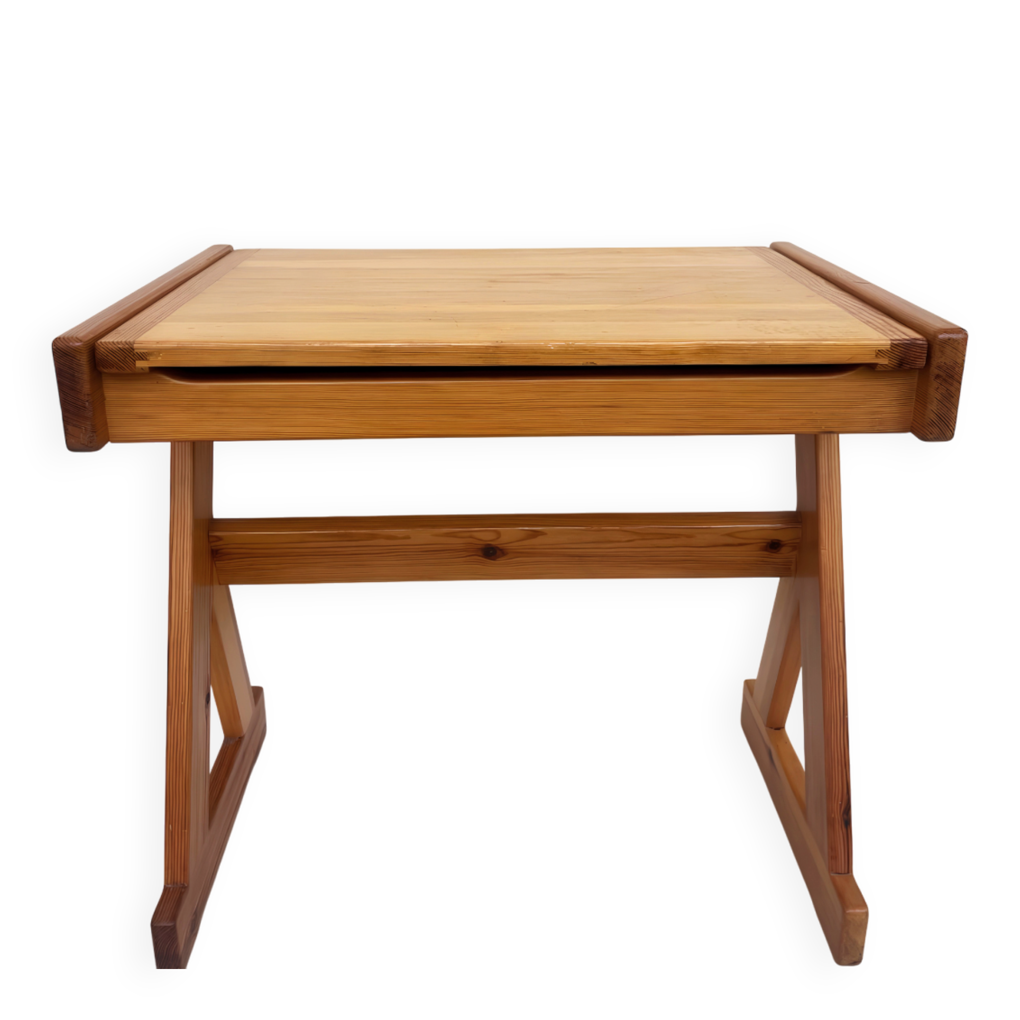 Bureau attribué à Maison Regain