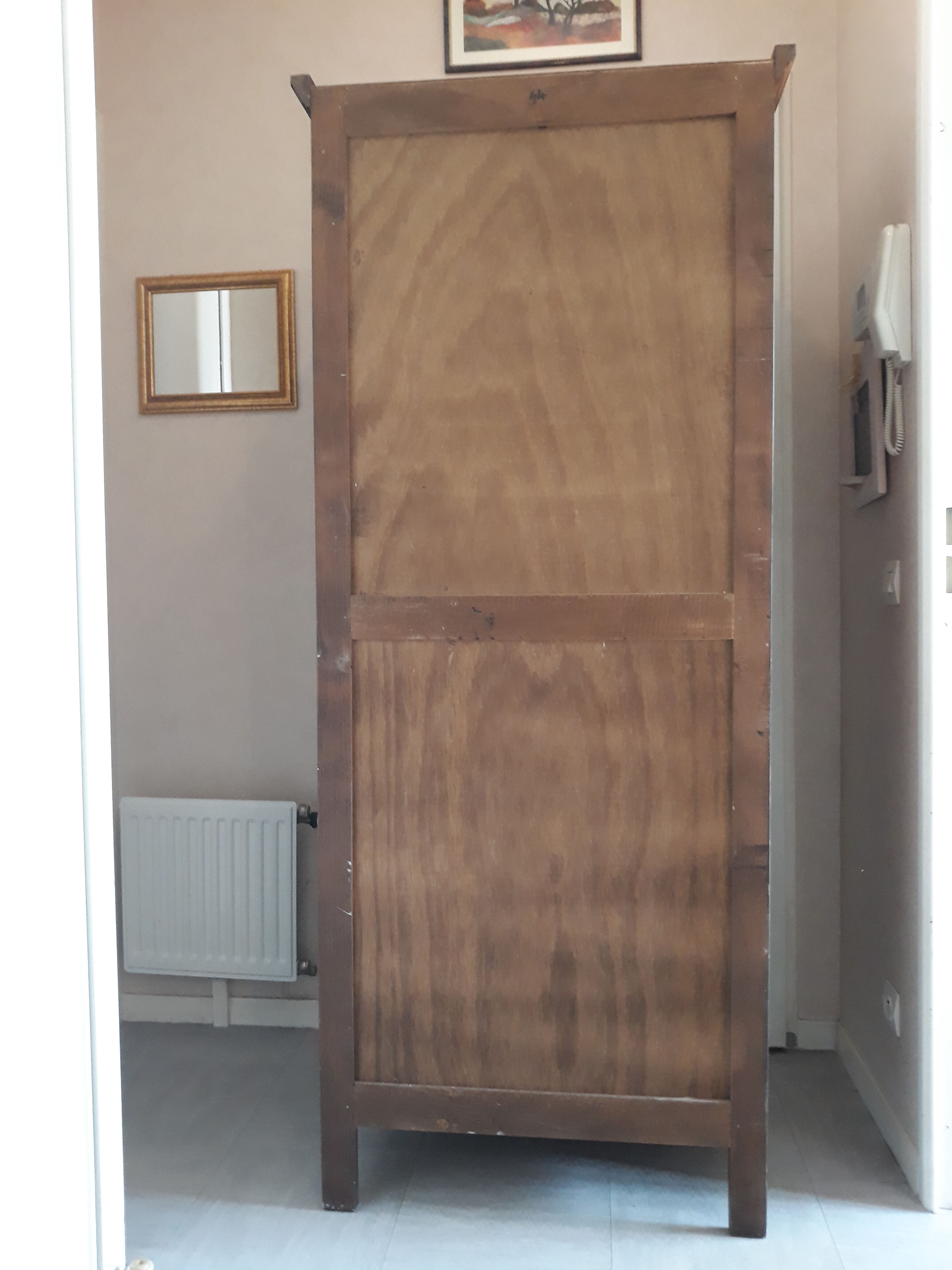 Armoire type bonnetière