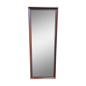 Between two mirror with beveled glass