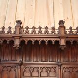Credence in walnut 19th neo-gothic flamboyant