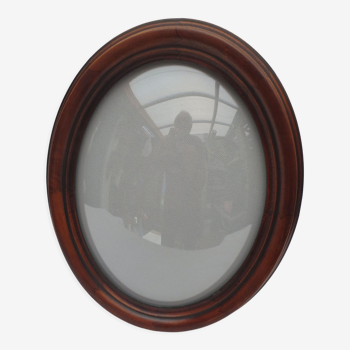 Oval frame in solid mahogany, domed glass