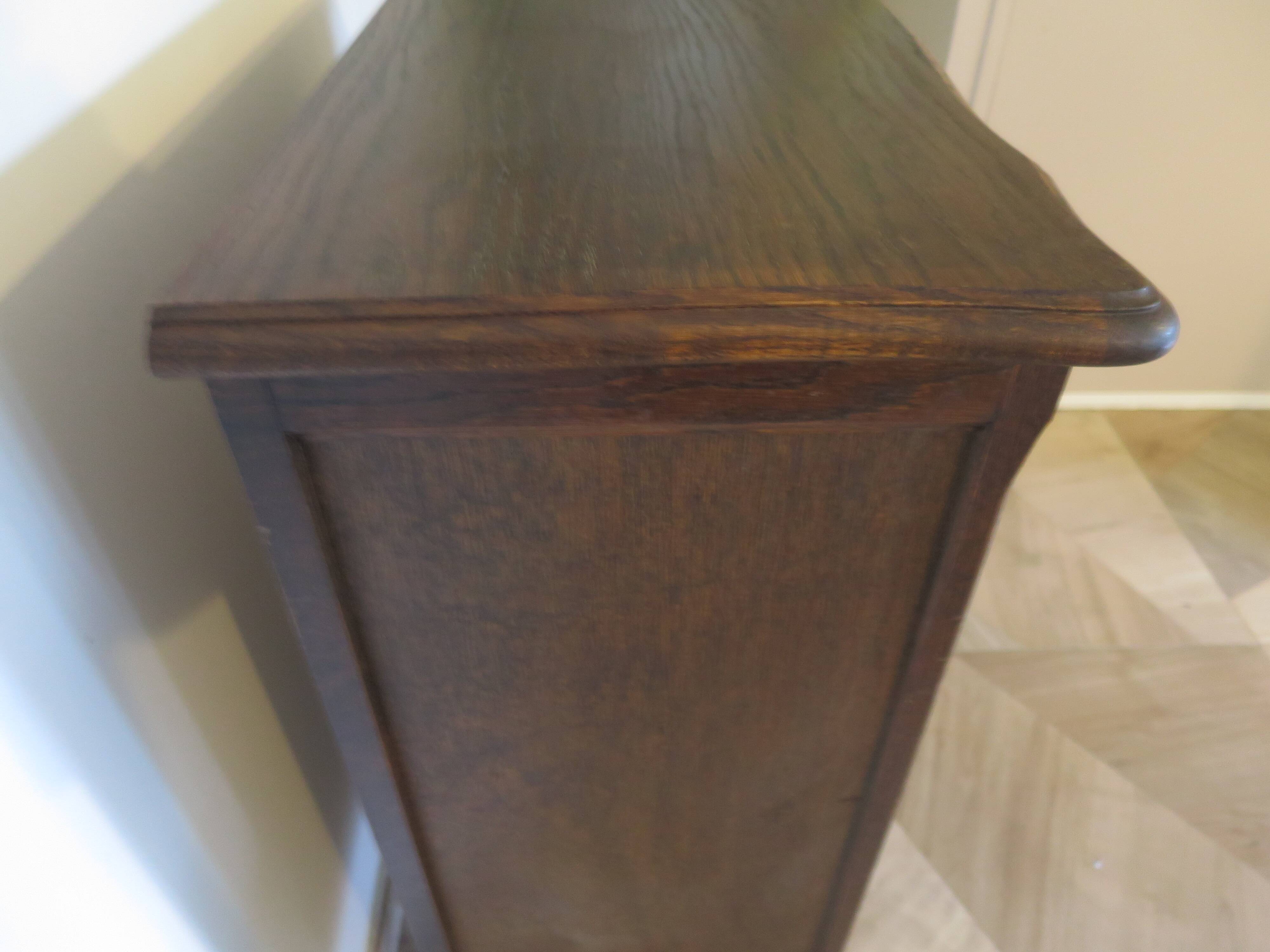 Beautiful oak Bibus - 3 levels - Louis XV style