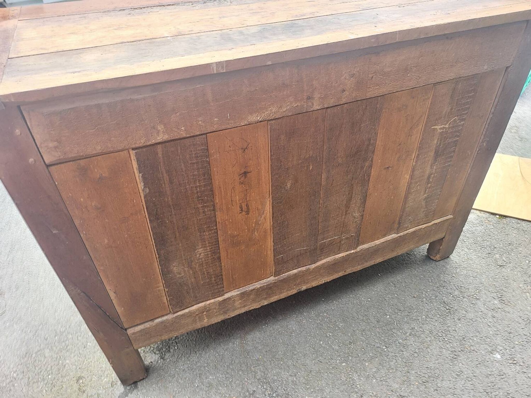 Antique solid wood buffet – marquetry and curved legs – 19th century