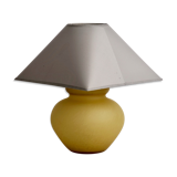 lampe en opaline sablée jaune de melarti