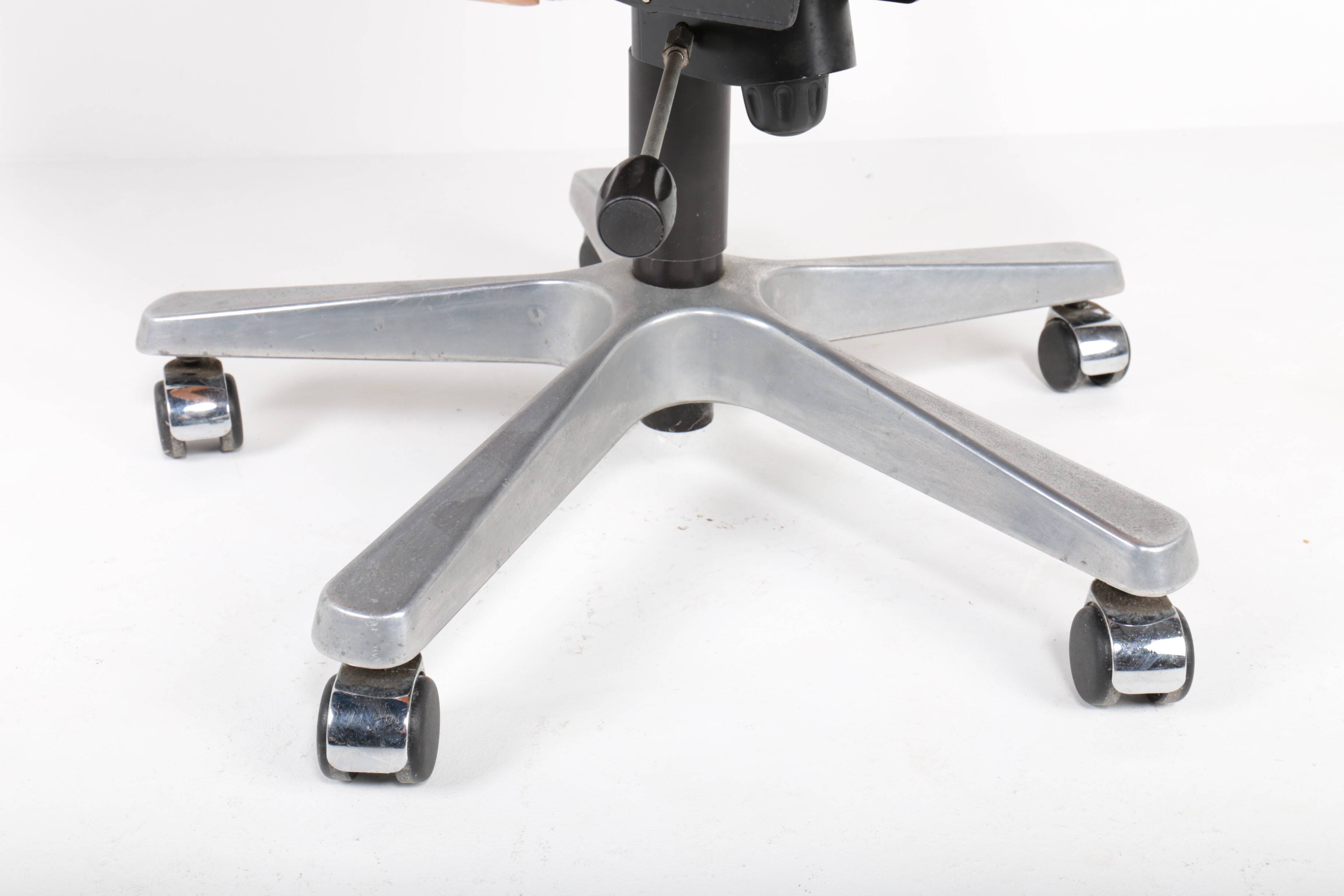 Leather office chair by Eugen Schmidt