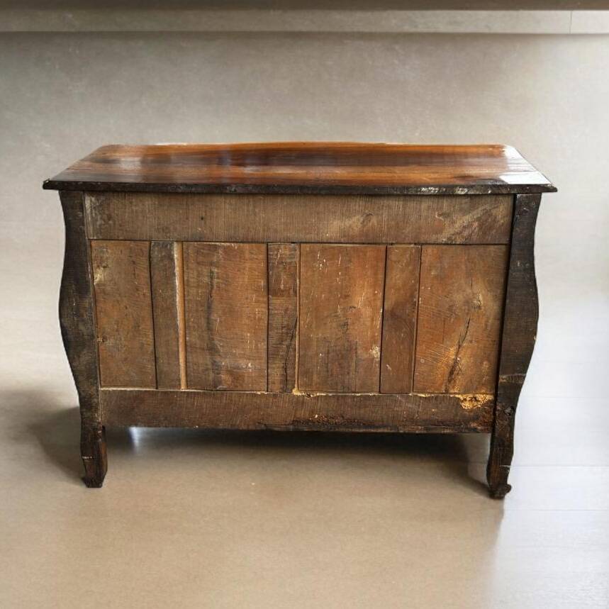 Commode Tombeau Louis XV En Noyer D’époque XVIIIème