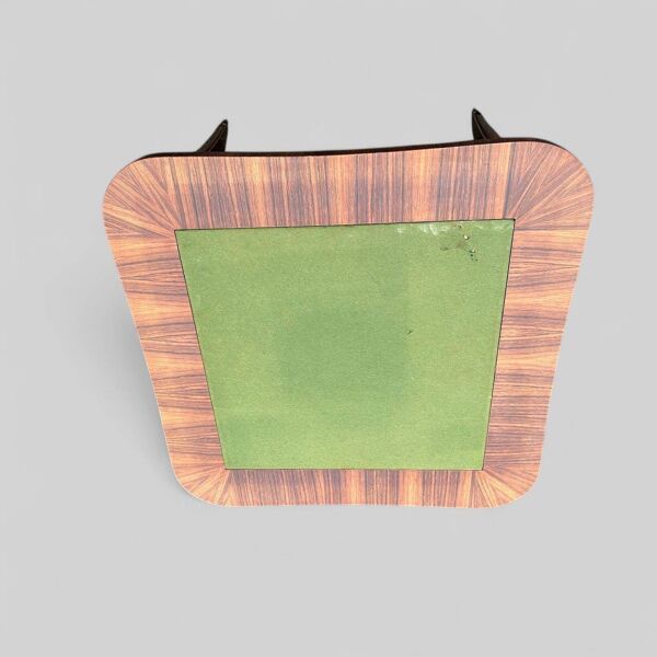 Table à jeu de style art déco en acajou et bois de placage