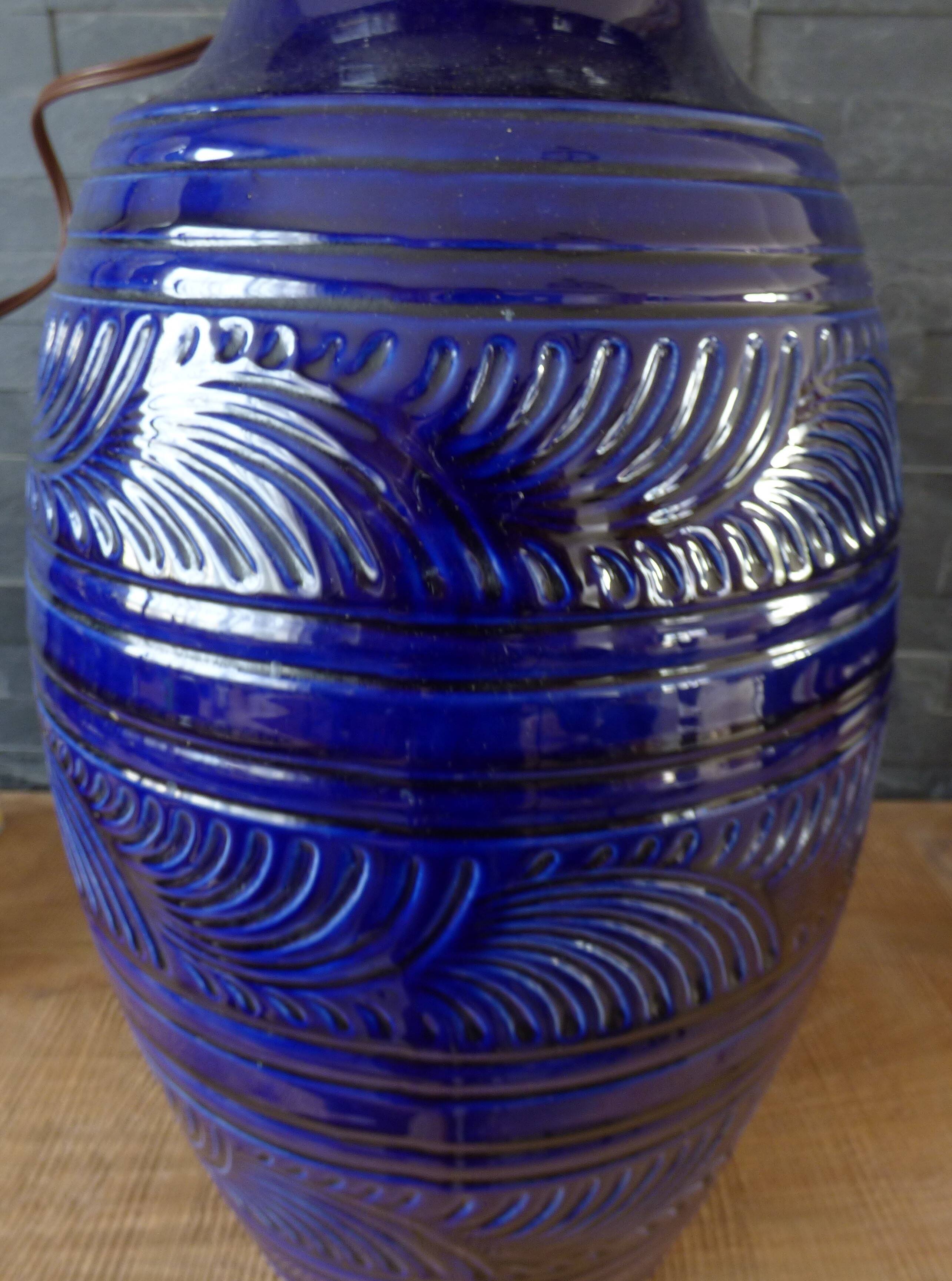 Large blue earthenware lamp base signed ST Clément France Plume 815-2 – Excellent condition