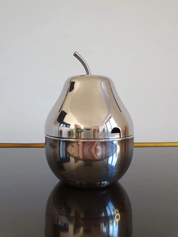 Vintage pear sweeter