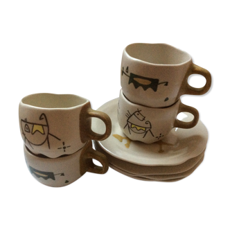 4 tasses