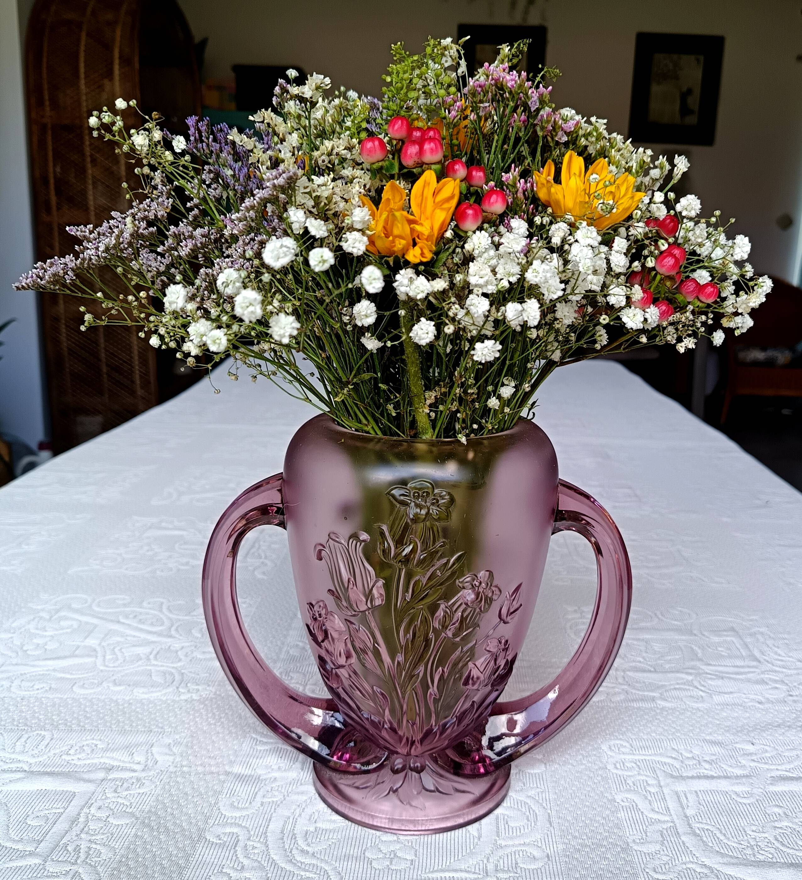 Vintage purple art deco verelys vase, "les campanules" model