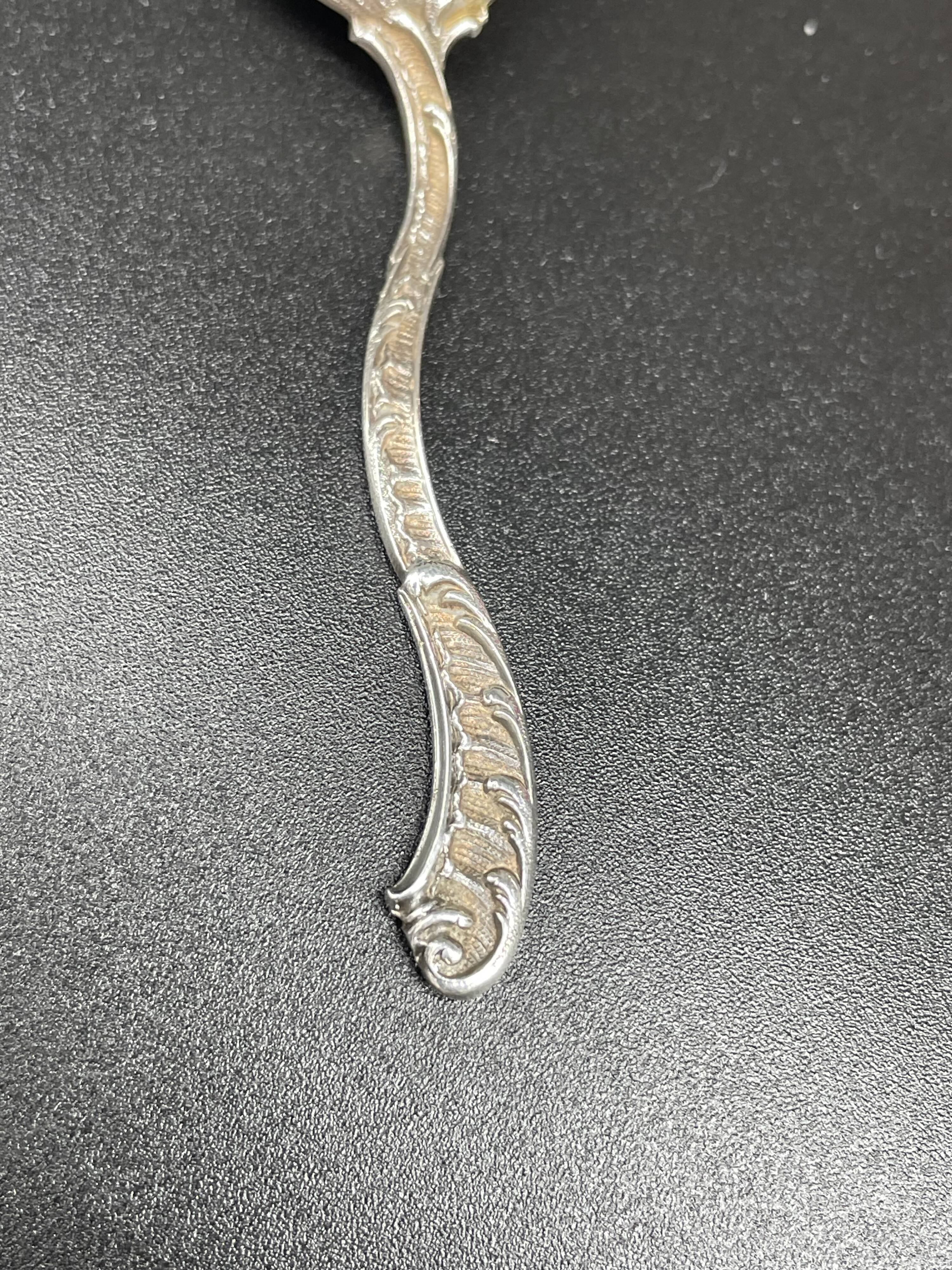 4 salt pots, silver, Ravinet D'enfert, 4 shovels, white glass interior, case, purple interior, 19th century