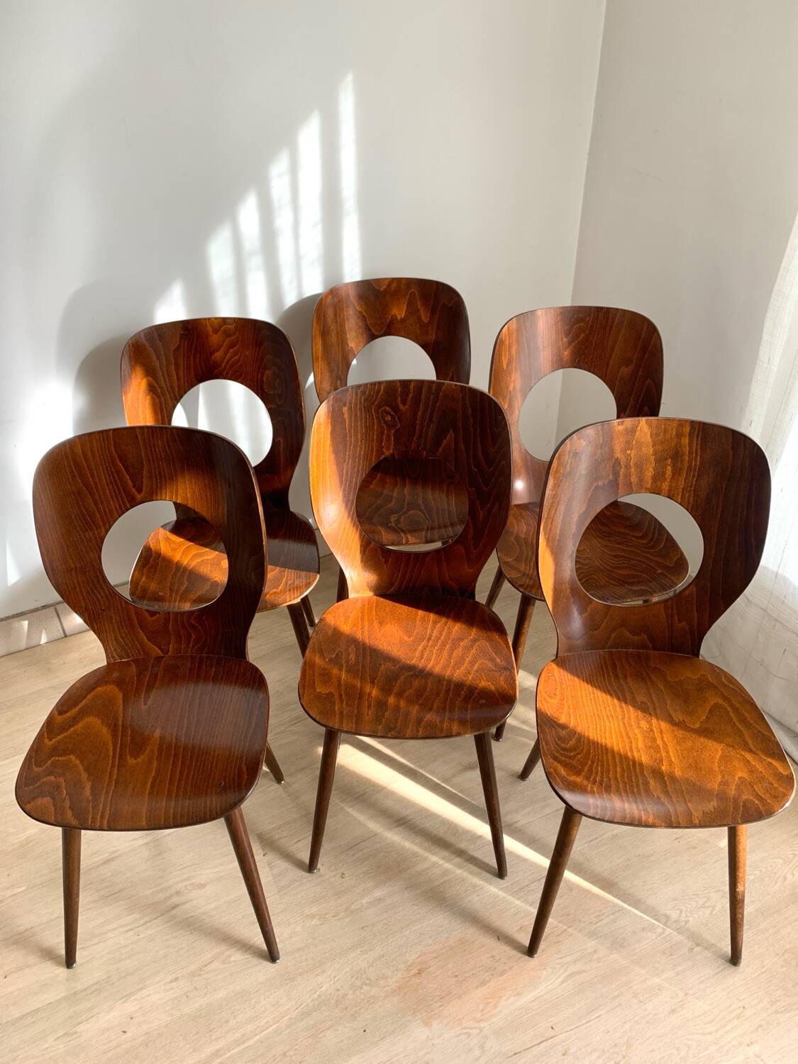 Série de 6 chaises Baumann modèle Œil