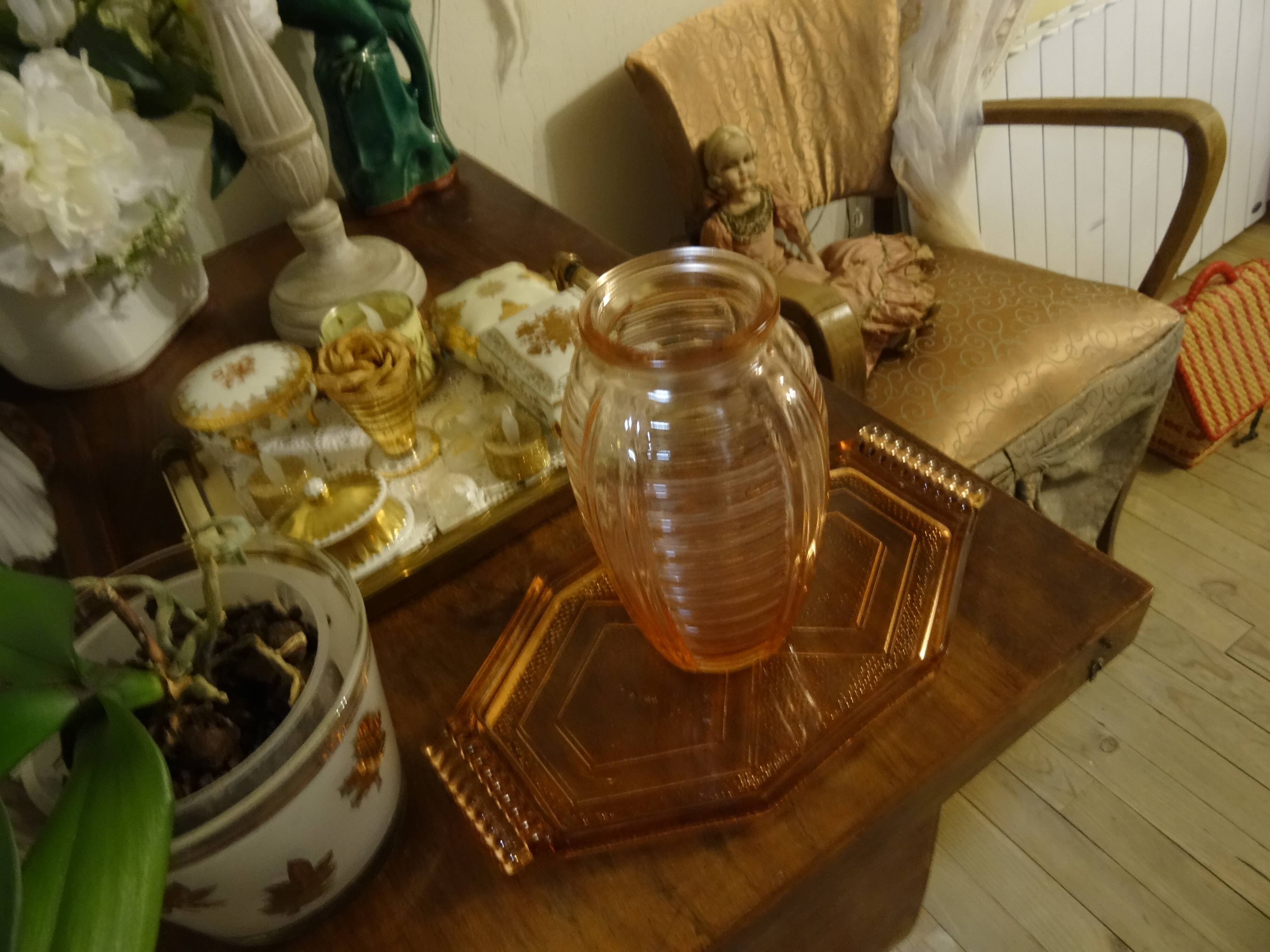 Art deco dish