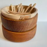 3 wooden bowls and 12 mini cutlery at apéro