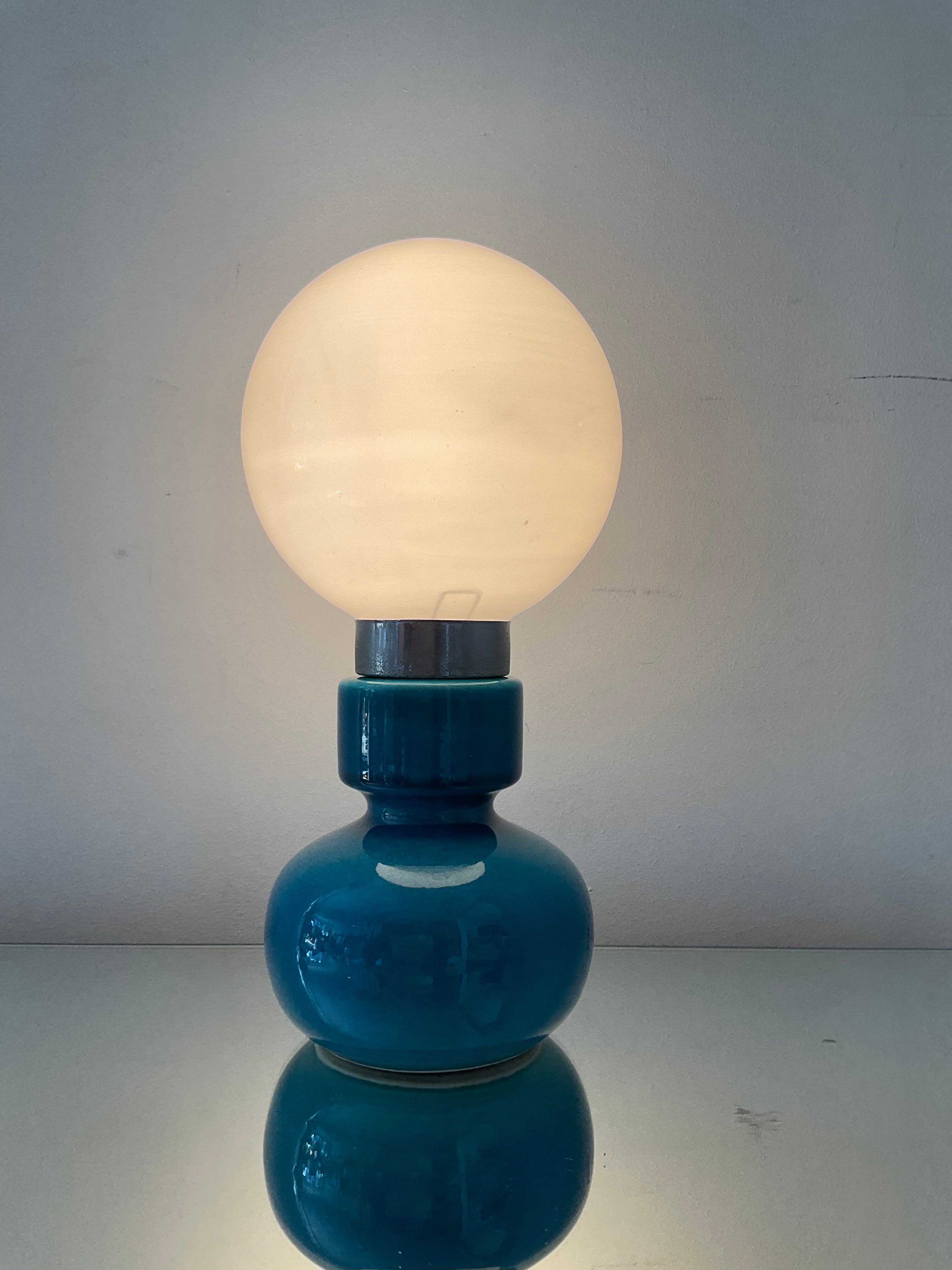 Vintage lamp of the 70s in ceramic and opaline