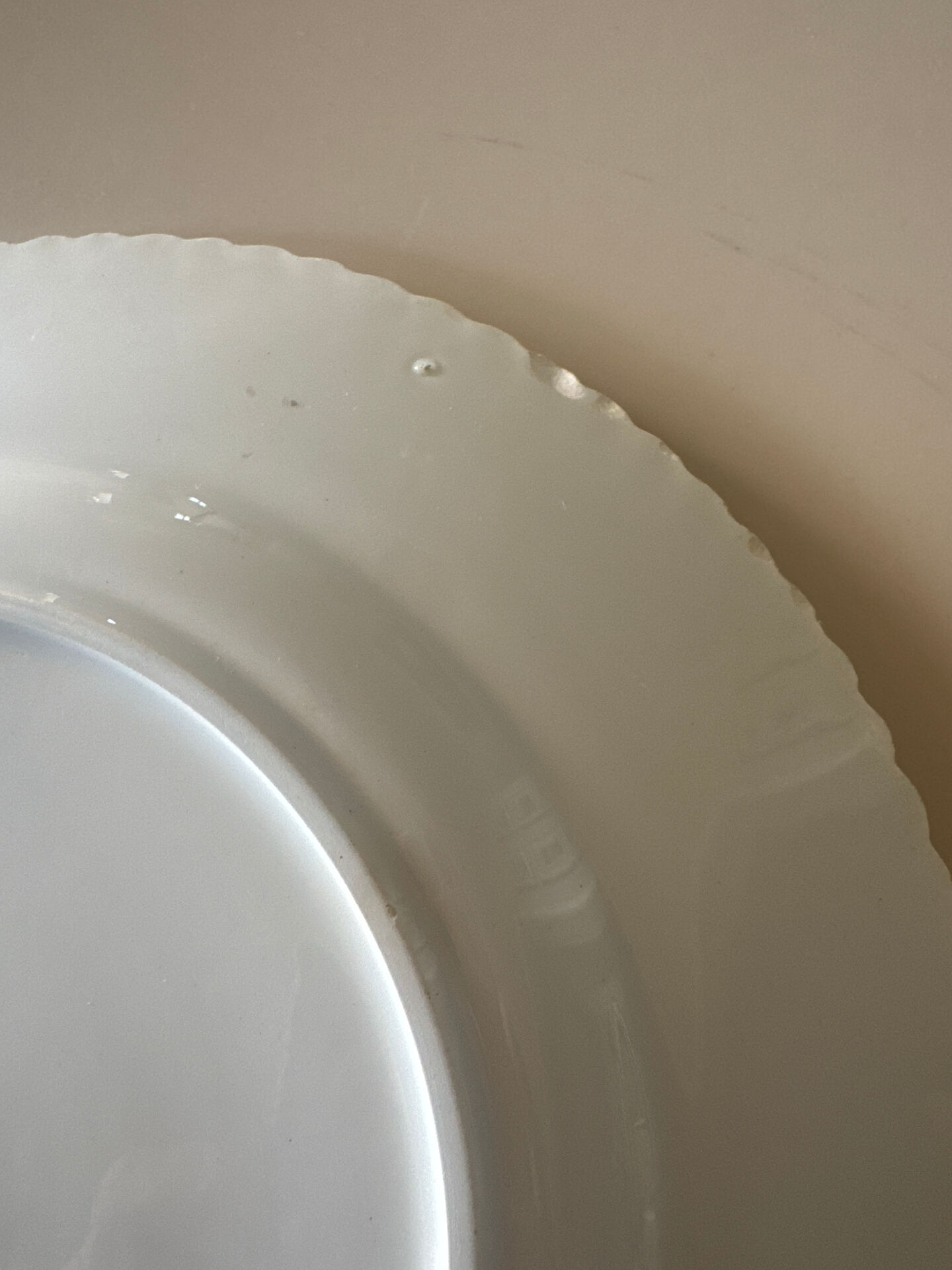 Assiettes plates