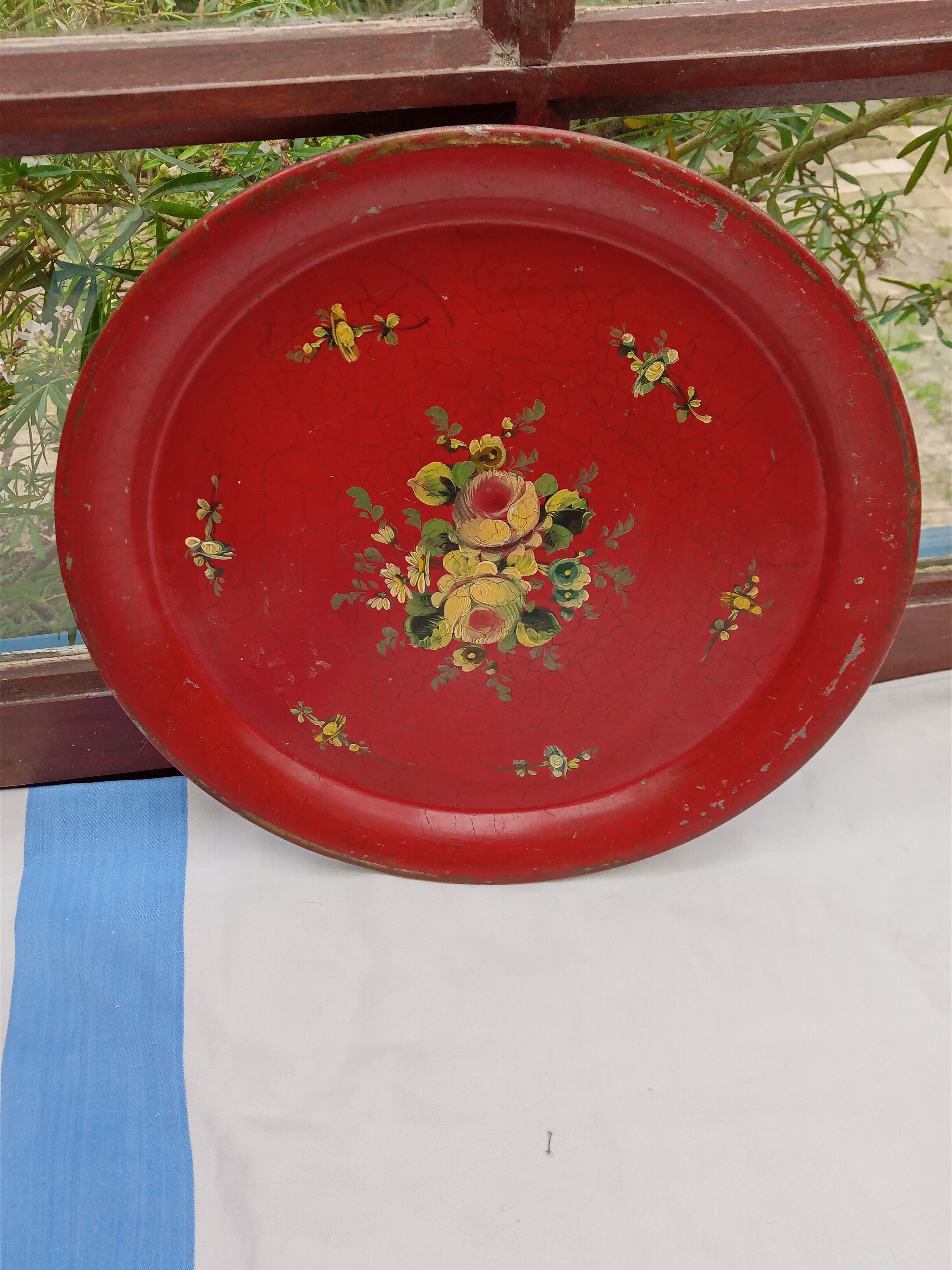 Painted iron tray